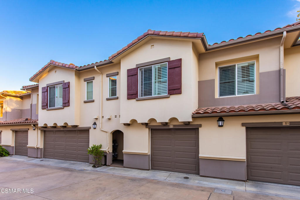 453 Country Club Drive 205