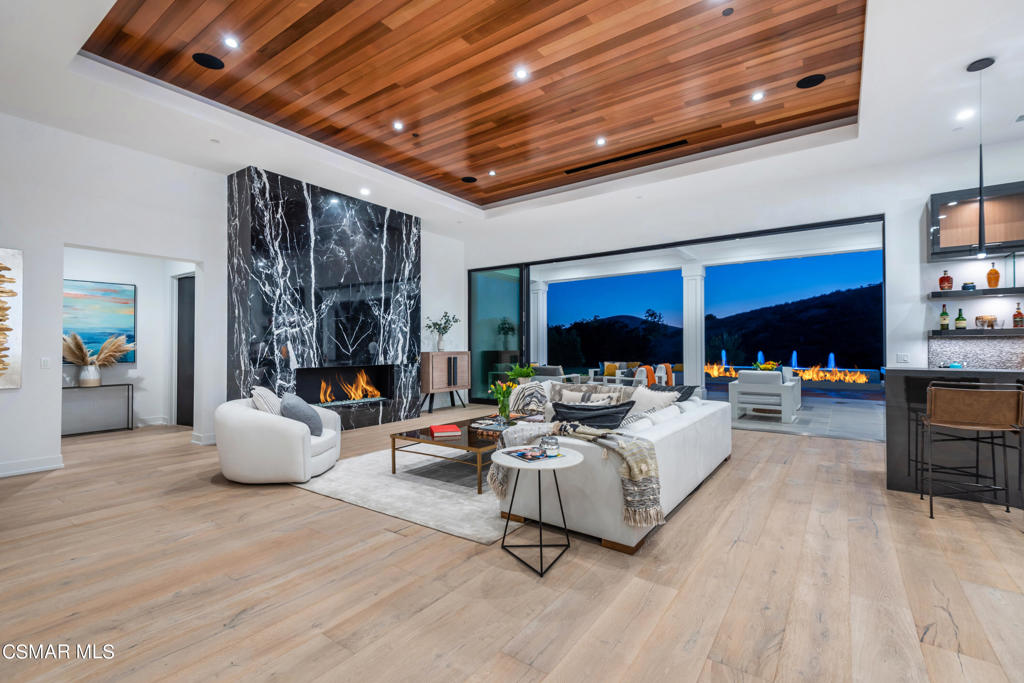 Custom NR-736 - 736 - Residential