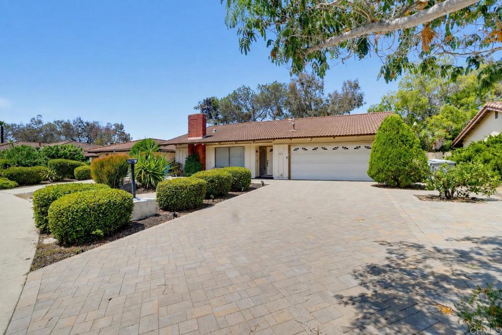12564 Camino Emparrado