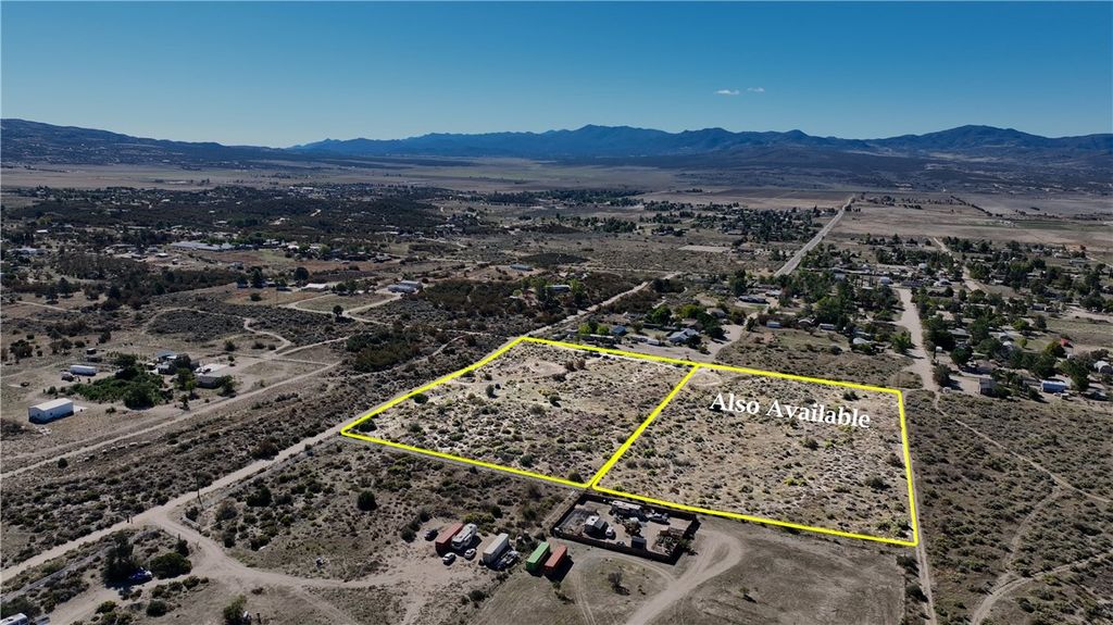 Photo of 4 Old Forest Rd, Anza, CA 92539 (MLS # SW25244772)