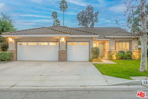 Photo of 1220 Dincara Road, Burbank, CA 91506 (MLS # 26670167)