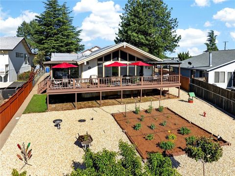 Photo of 10648 Sunset Ridge DR, Kelseyville, CA 95451 (MLS # LC26108028)