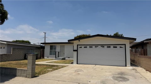 Photo of 131 W 222nd ST, Carson, CA 90745 (MLS # IV26124439)