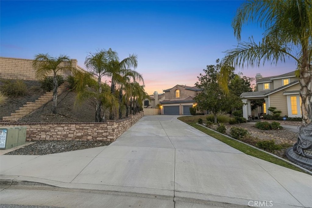 23 Via Palmieki Court