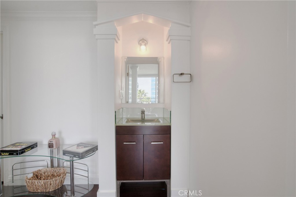 Alamitos Beach (AB) - Residential Lease