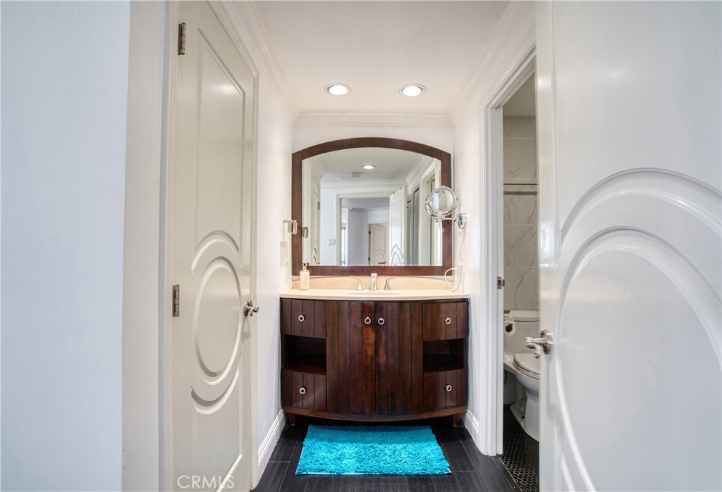 Alamitos Beach (AB) - Residential Lease