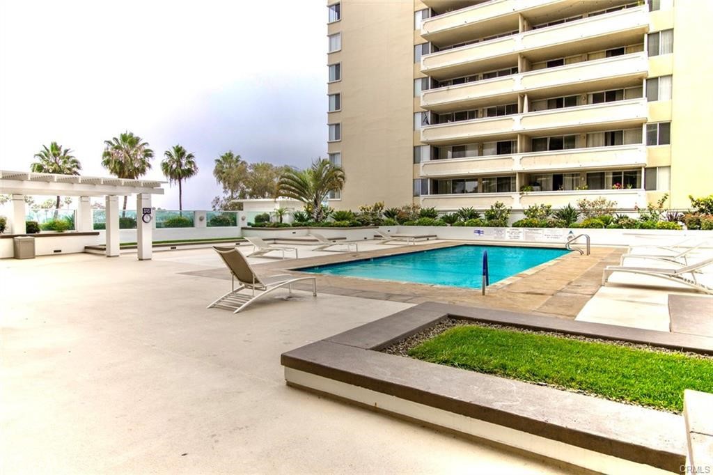 Alamitos Beach (AB) - Residential Lease