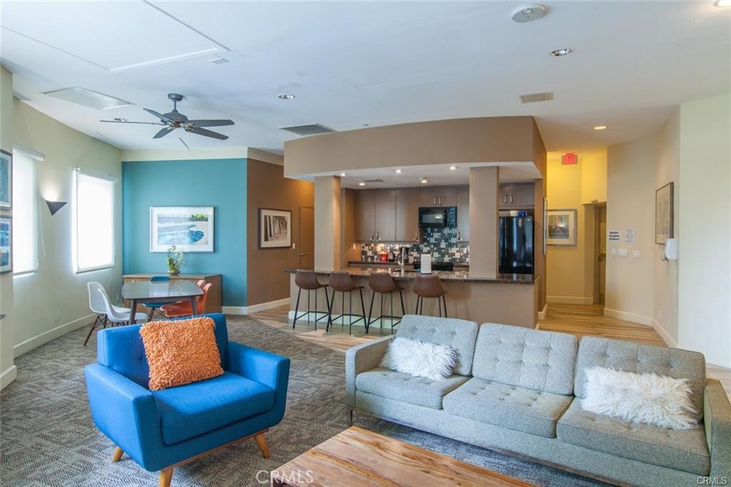 Alamitos Beach (AB) - Residential Lease