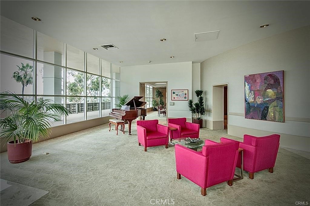 Alamitos Beach (AB) - Residential Lease