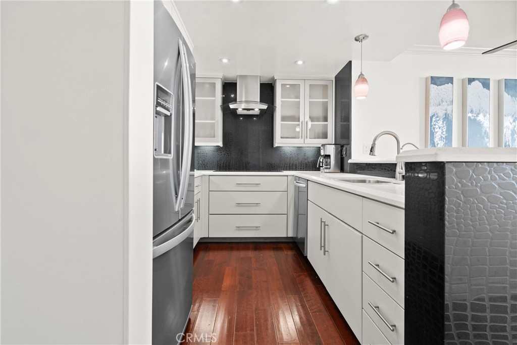 Alamitos Beach (AB) - Residential Lease