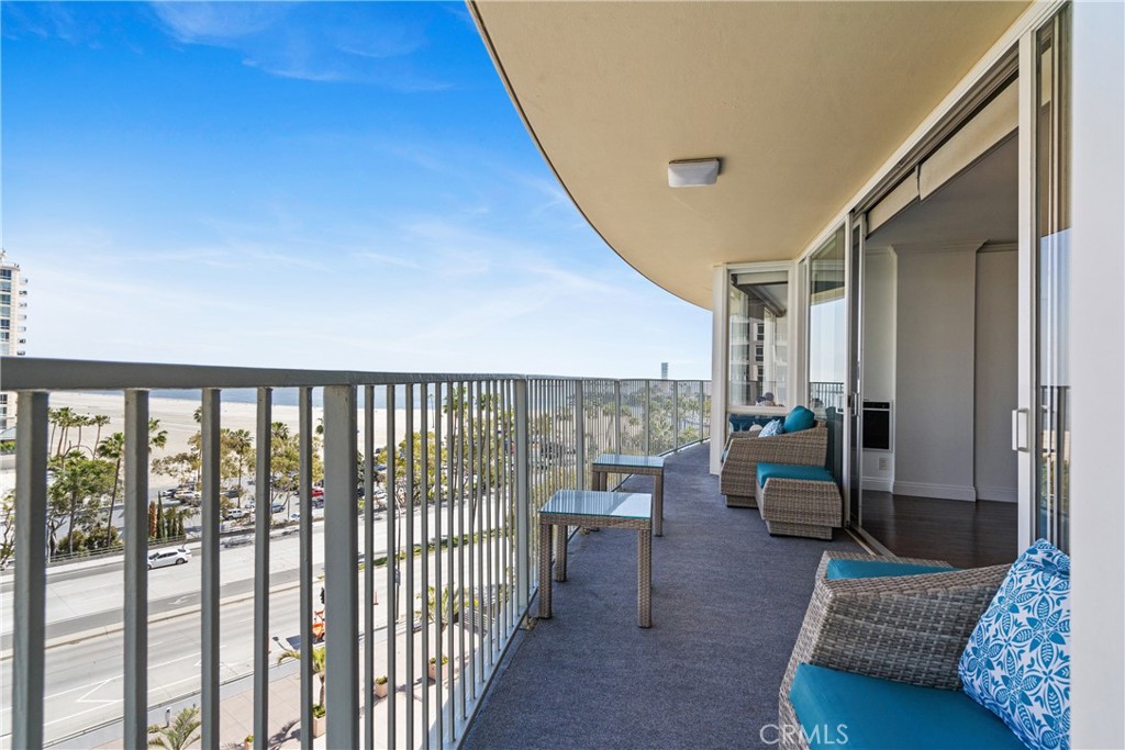 Alamitos Beach (AB) - Residential Lease