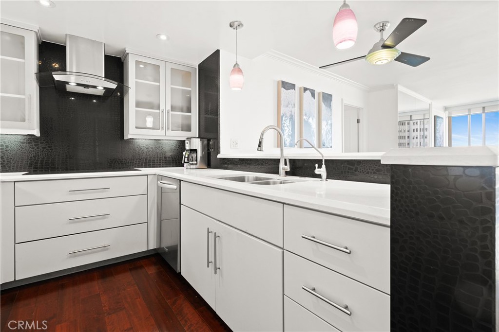 Alamitos Beach (AB) - Residential Lease