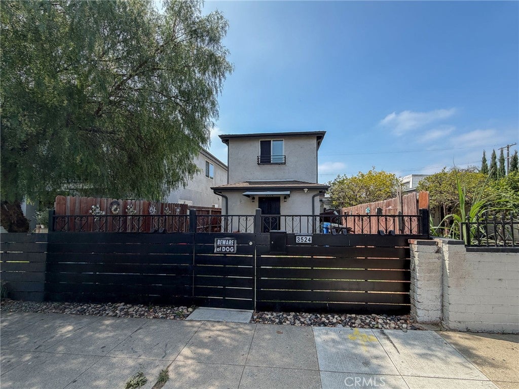3524 Hunter Street
