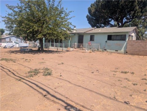 Photo of 32260 Avenue E, Yucaipa, CA 92399 (MLS # IV26137914)