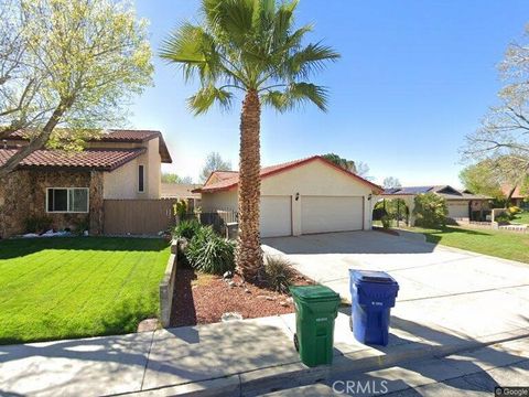 Photo of 42937 Beau Ville Court, Lancaster, CA 93536 (MLS # SR26115125)