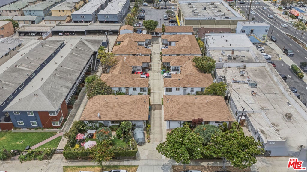 949 N Cedar Street