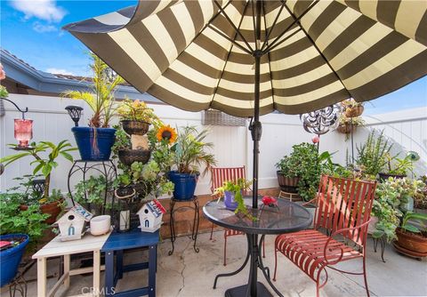 Tiny photo for 1283 Paseo Dorado #31, Fullerton, CA 92833 (MLS # OC25245282)