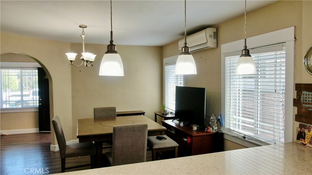 1452 W 52nd Street