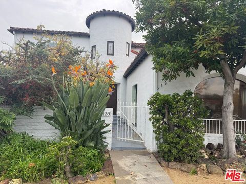 Photo of 6128 Maryland Drive, Los Angeles, CA 90048 (MLS # 26642949)