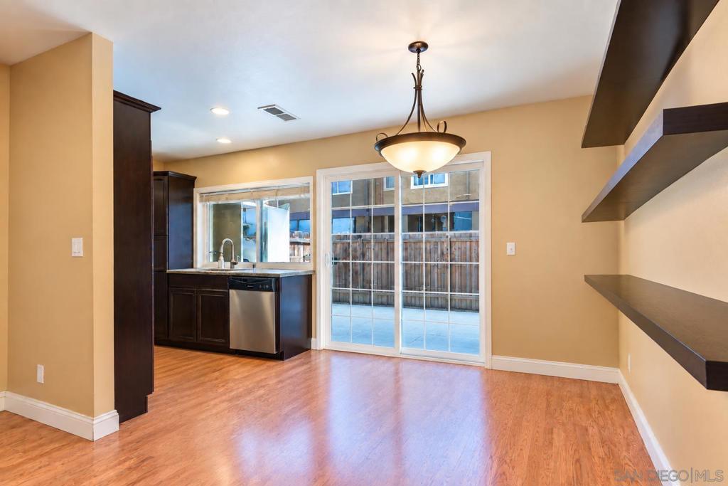 310 Sun Court