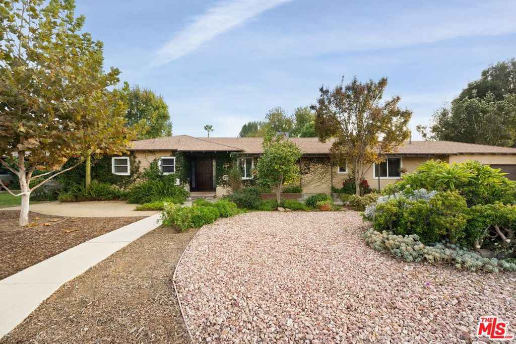 16822 Valerio Street