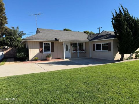 Tiny photo for 400 Frances Street, Ventura, CA 93003 (MLS # 226000707)
