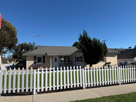 Tiny photo for 400 Frances Street, Ventura, CA 93003 (MLS # 226000707)