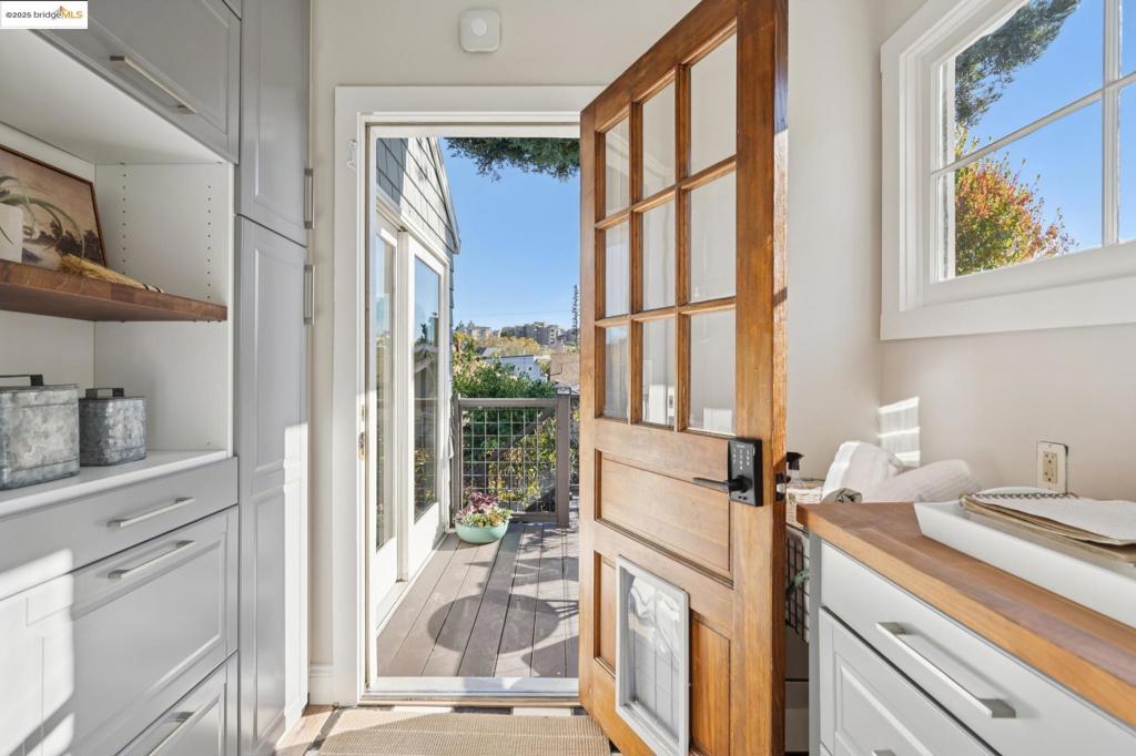 ROCKRIDGE - Residential