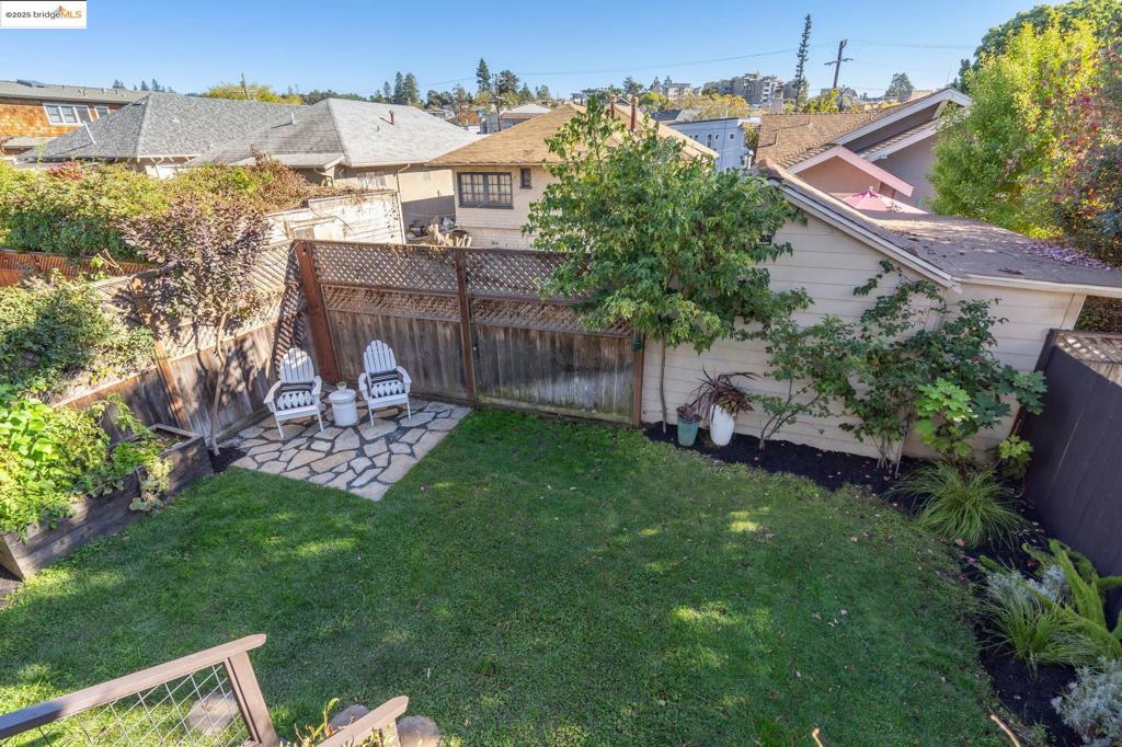 ROCKRIDGE - Residential