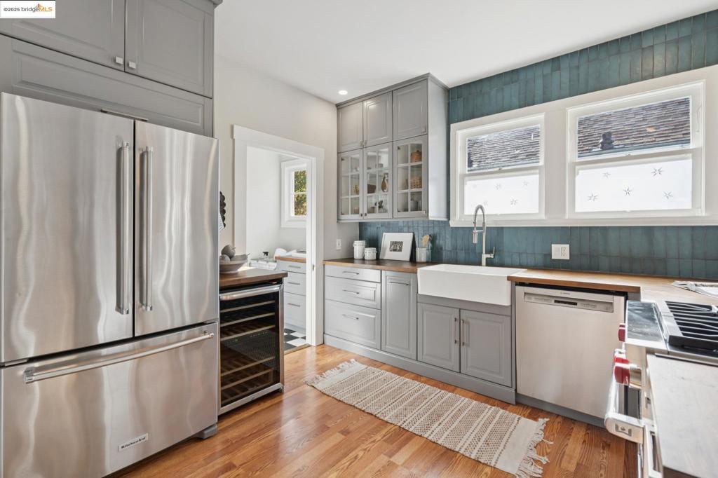ROCKRIDGE - Residential