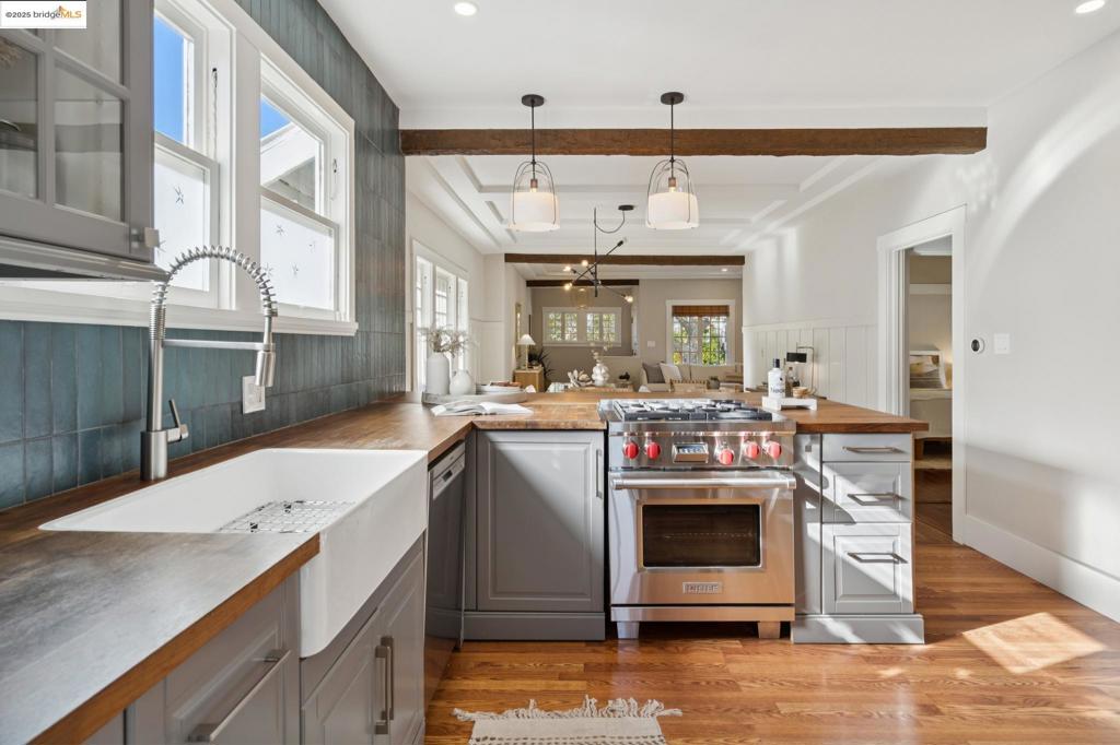 ROCKRIDGE - Residential