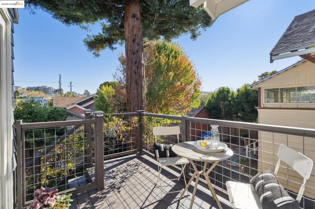 ROCKRIDGE - Residential