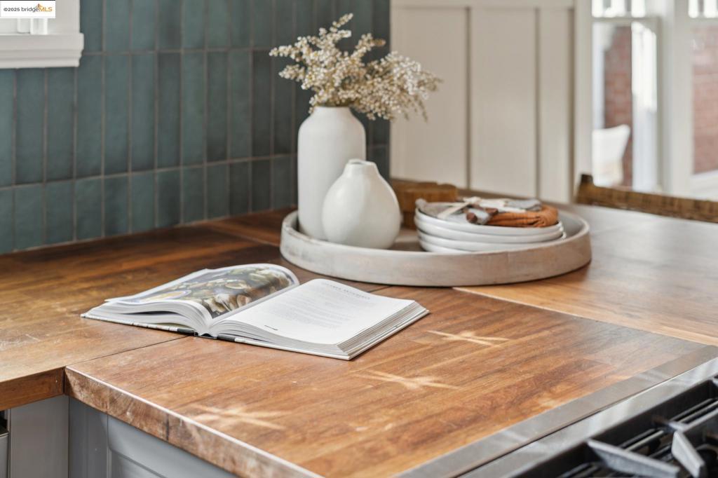 ROCKRIDGE - Residential