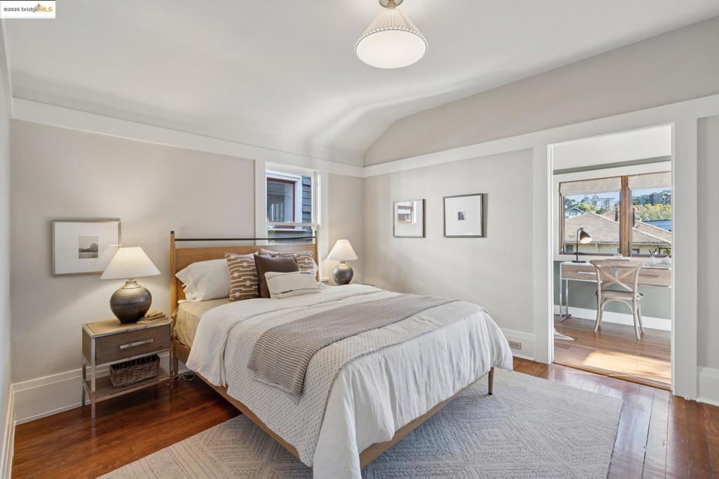 ROCKRIDGE - Residential