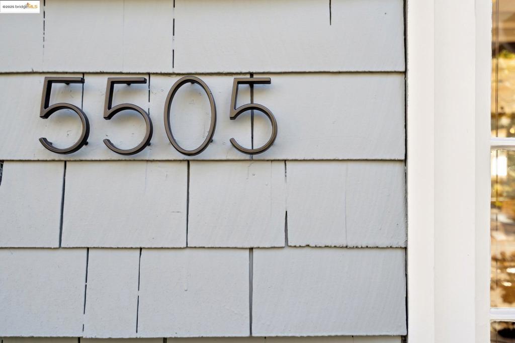 ROCKRIDGE - Residential