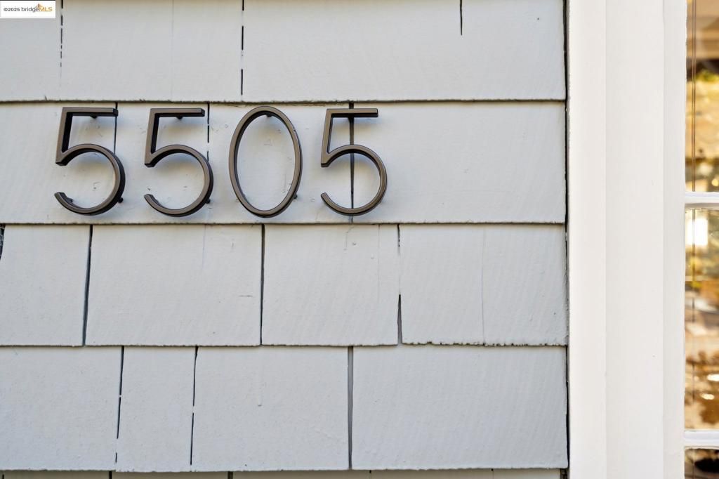 Photo of 5505 Kales Avenue Ave, Oakland, CA 94618 (MLS # 41115517)
