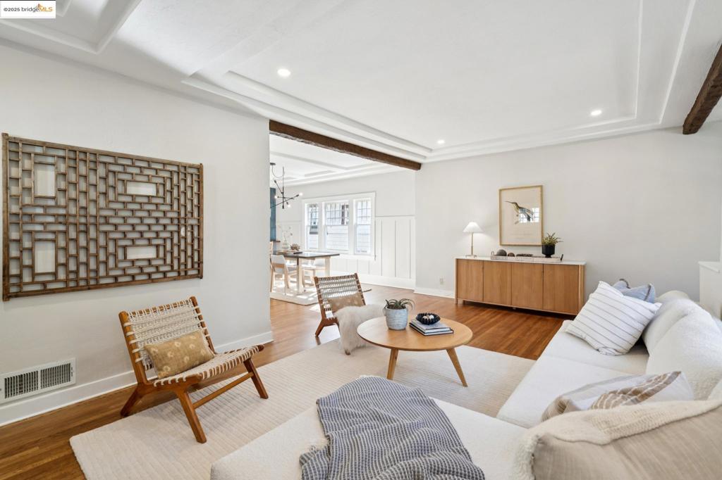 ROCKRIDGE - Residential