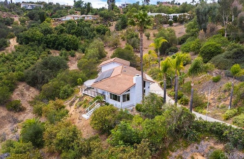 Photo of 2645 Daisy Lane, Fallbrook, CA 92028 (MLS # PTP2605547)