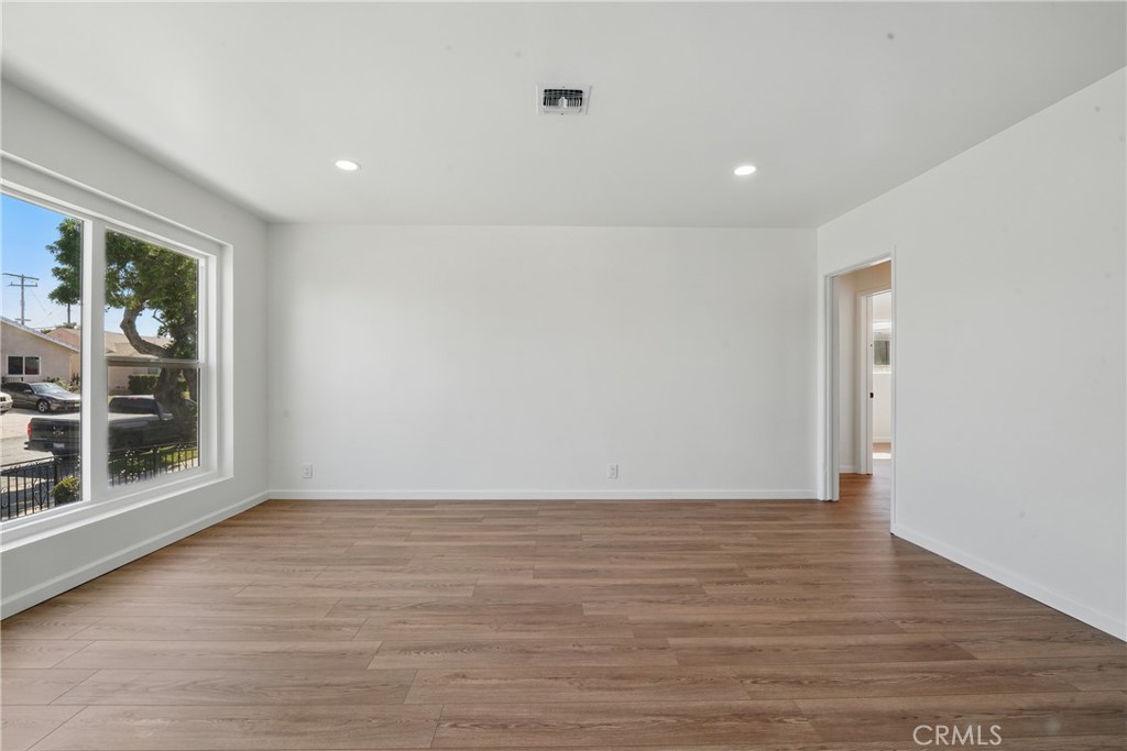 1509 W 138th Street