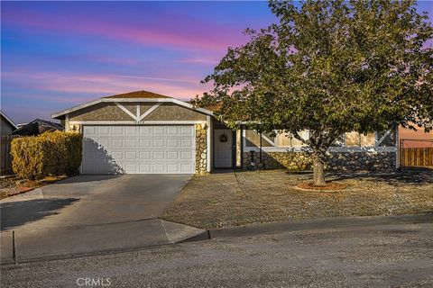 10450 Cimmeron Trail Adelanto CA 92301
