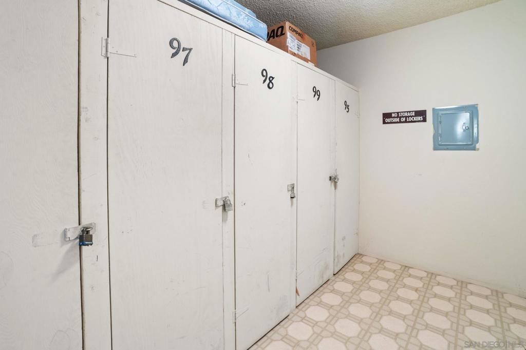 Tierrasanta - Residential