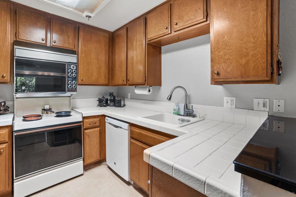 Tierrasanta - Residential