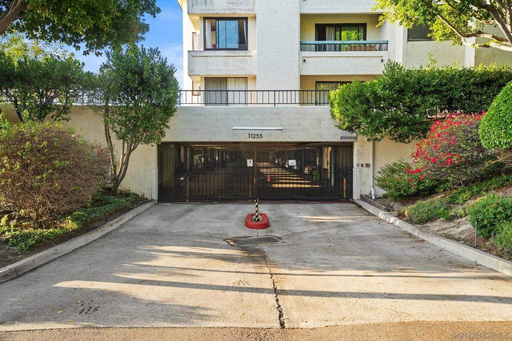 Tierrasanta - Residential