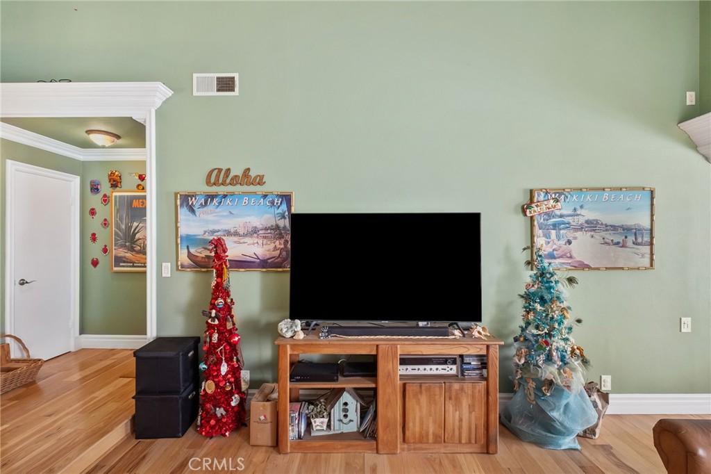 Aliso Place (AL) - Residential