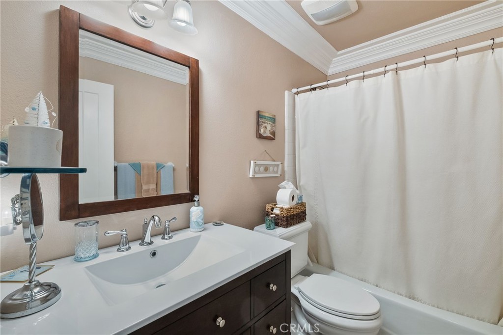 Aliso Place (AL) - Residential