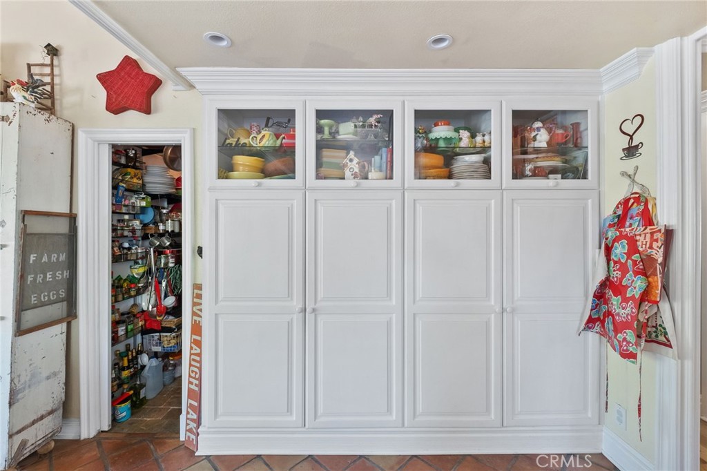 Aliso Place (AL) - Residential