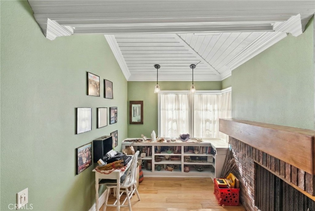 Aliso Place (AL) - Residential