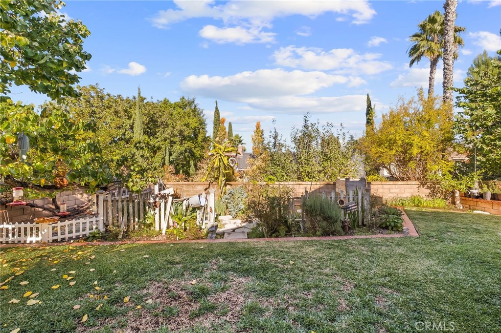 Aliso Place (AL) - Residential