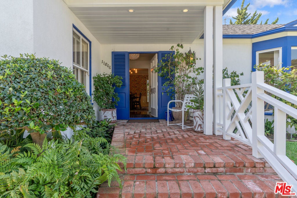 11806 Bellagio Road