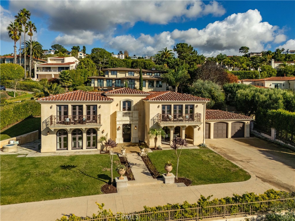 3004 Paseo Del Mar